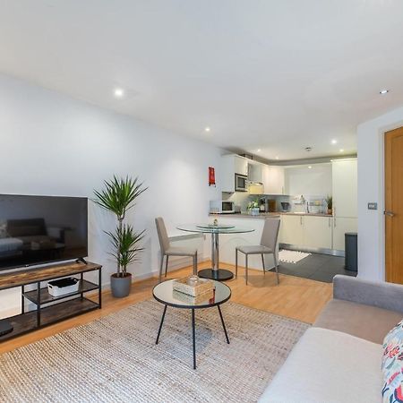 Cosy Apartment 15 Minutes From Oxford Circus/Soho London Bagian luar foto
