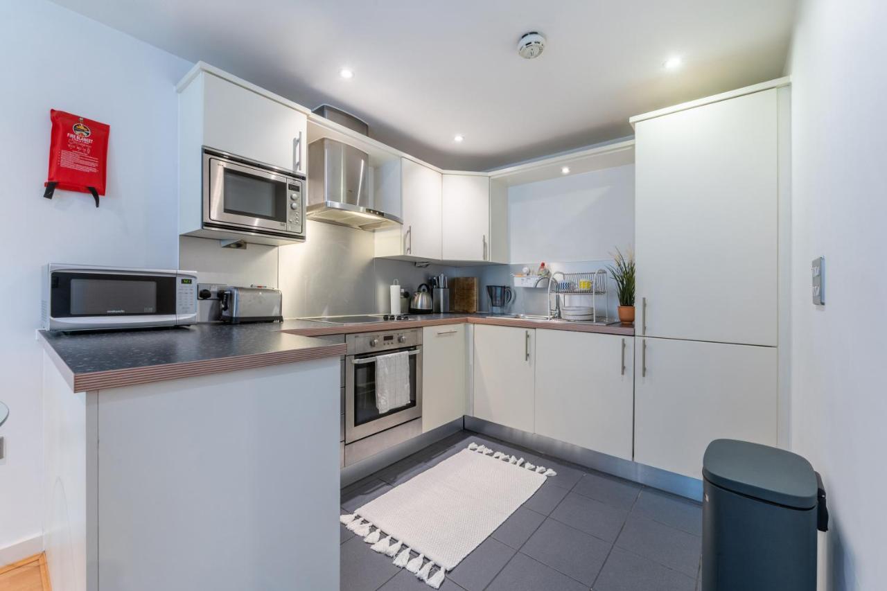 Cosy Apartment 15 Minutes From Oxford Circus/Soho London Bagian luar foto