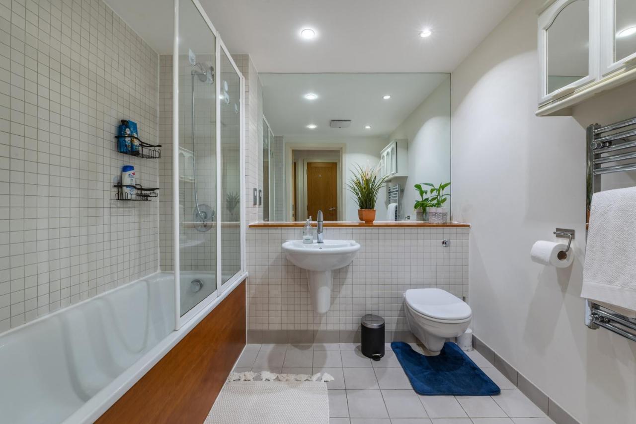 Cosy Apartment 15 Minutes From Oxford Circus/Soho London Bagian luar foto